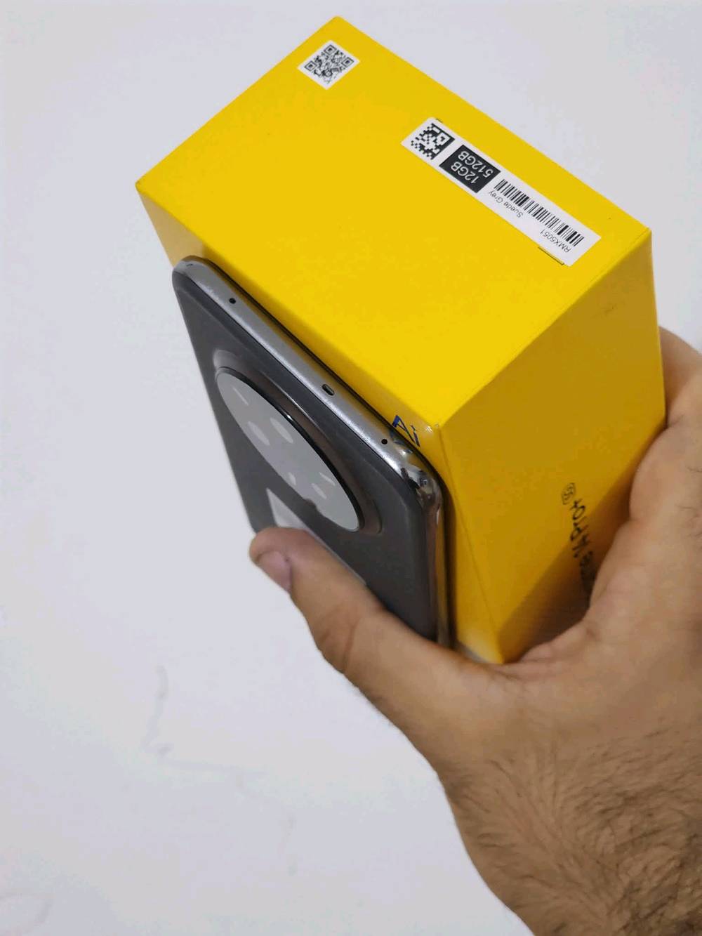 ريلمي 14برو بلس 5g 
السعر 475 ويا  كامل ملحاقته
 مشتغل 10 ايام فقط  
جهاز جديد نضافة الف% مواصفاتة

الذاكرة 512 الرام12+14
الشاشةOLed 120hz دقة1.5k+
البطارية6000mAشحن80w
المعالج7sgen3ببجي90فول سلاسة 
مقاومة ماء وغبار ip68وip69الافضل 
كامرات رهيبة مع تقريب120xامامية32mp
ضهر جلد واطار المنيوم 
صوت ستريو الأفضل 
مكان كربلاء 
*********** واتساب