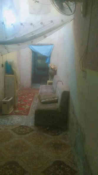 بيت للبيع اورهن حي ميسان شارع الشيوخ طابوزراعي سنده 25 مساحه 150م يحتوي على غرفه وصاله اومطبخ وستقبال وصحيات سعره ٢٣اوبي مجال الرهن12الاتصال على الرقم ***********
