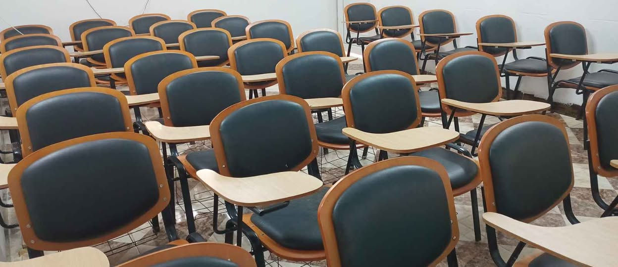 للبيع استولات عدد 50 استول وبيها ما مستعمل كركوك, العراق


**إذا كنت صاحب هذا الإعلان وتريد حذفه لأي سبب، رجاءا أرسل رسالة إلى الدعم الفني**