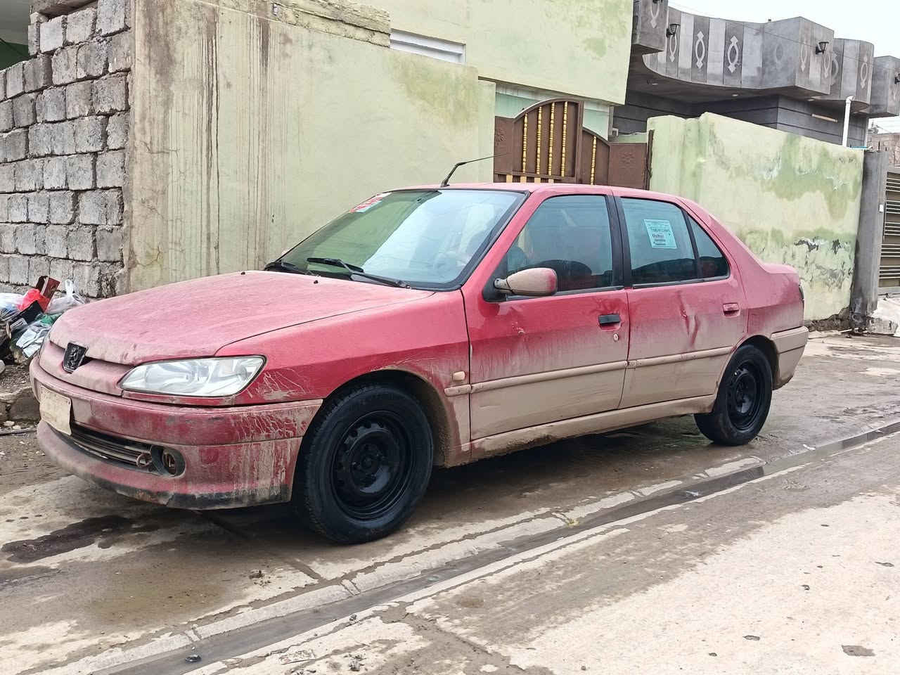 السلام عليكم
بيجو 306
رقم بغداد صدامي(حره)كفاله عامه 
 محرك كير شرط نشاط فول
صدر جديد
كهربائيات شغاله
سياره نظيفه وجاهزه بمعنى الكلمه
للبيع السعر 25 جوه السوك 
***********
