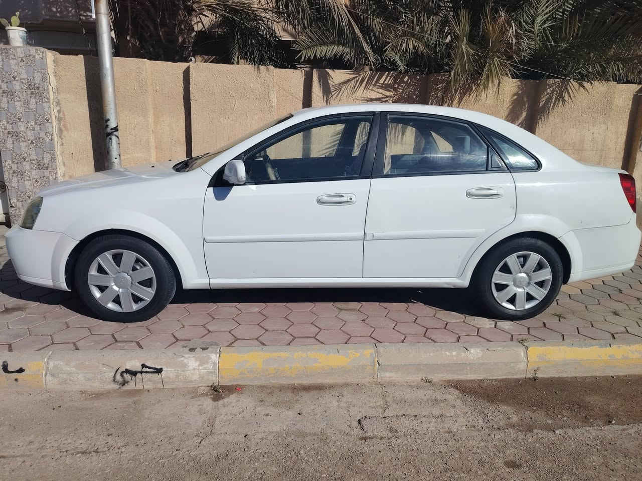 السلام عليكم اوبترا 2011 رقم واسط انكليزي سنويه جديد بيه فقط بالهلال الجاملغ الخلفي صبع والباقي كفاله مكينه كير حداديه خير من الله سياره احلى من الصور باسمنه تبريد تدفىه كله شغاله تخم تاير سعره 78 وبيه مجال مكاني كوت مركز المدينه للاتصال ***********
