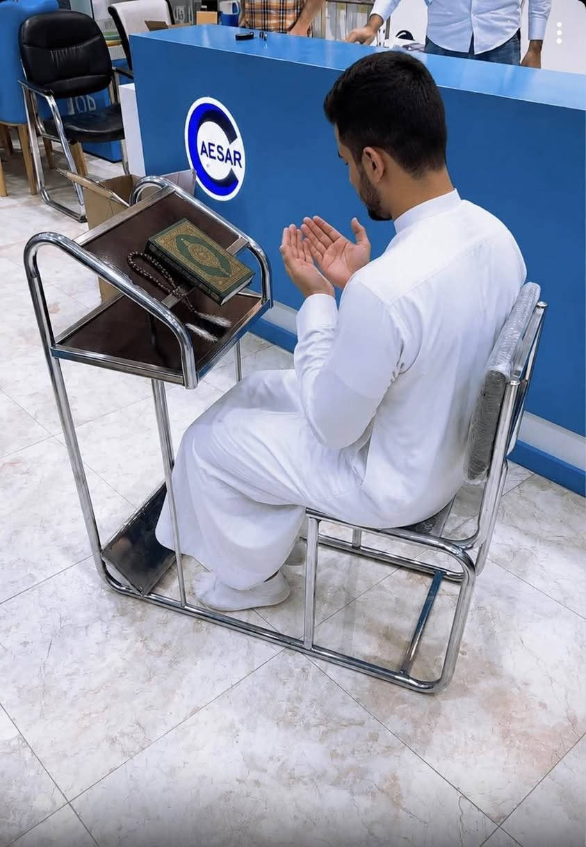 📢 كرسي الصلاة المميز متوفر الآن
✔️ تصميم عملي ومريح يساعدك على أداء الصلاة وقراءة القرآن براحة تامة.
✔️ يحتوي على طاولة مدمجة لوضع المصحف، السبحة، والكتب.
✔️ متين مصنوع من هيكل معدني قوي.
✔️ متوفر بعدة ألوان (أبيض – بني).
✔️ مناسب لكبار السن، وذوي الاحتياجات الخاصة، ولكل من يرغب بالراحة أثناء العبادة.
🌿 خلي عبادتك أكثر خشوع وراحة مع كرسي الصلاة العملي.
📞 للطلب والاستفسار: ***********واتساب المدينة, البصرة
