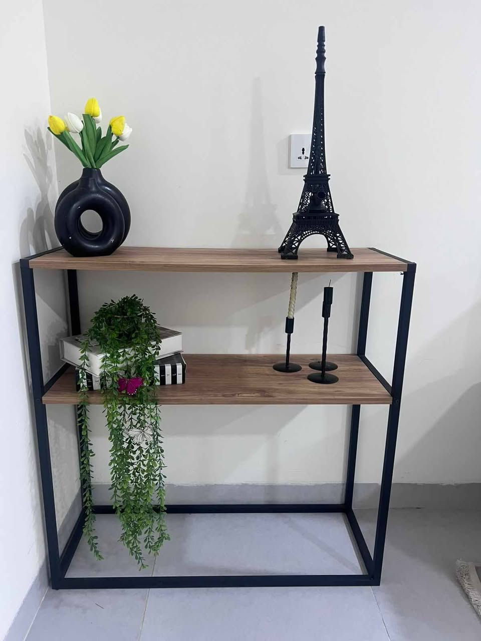 ژووری میوان کامل
تاقم قەنەفەی تورکی ۱۰نەفەری
نوێیەو بەکارنەهاتوە
ئەمانەی لەگەڵە 
تەپڵەک
 مێز
 کۆن سۆڵ
گوڵ
سەعات
خۆی ۱٥وەرەقەی پێدراوە
نرخی هەموویان ۹وەرەقەو معاملە
کەلار


**إذا كنت صاحب هذا الإعلان وتريد حذفه لأي سبب، رجاءا أرسل رسالة إلى الدعم الفني**