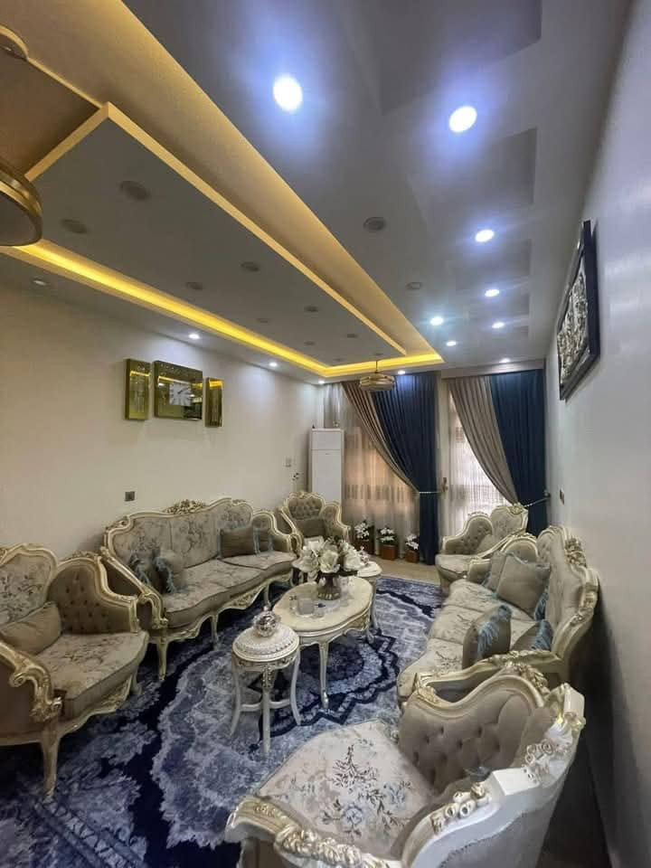 دار للبيع
المساحه ١٠٠متر
الابعاد ٥في ٢٠ متر
الموقع البنوك مربع الكنيسه
فرع ١٥متر ورصيف٤متر
يحتوي على
٣غرف نوم
استقبال ومطبخ حار بارد
صاله كبيره
خدمات طابقين
واجه مرمر ارضيات مرمر
بناءحديث درجه اولى
للإستفسار
***********
***********
شركه كل العرب للتسويق العقاري
البنوك شارع الكنيسه مجاور روضه البنوك الاهليه
نستقبل جميع عروضاتكم السكنية والتجارية
