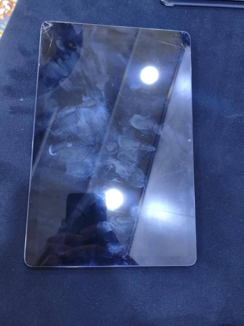 هونر باد 8
جاهز نظيف كلش بس هذا بالكلاص شروگ مبينات شغال 100%
ذاكرة 128 جهاز مال دراسة وتكدر تعلب العاب 
بطارية 7250 تنساه من الشحن 
سعر 220 
وهذا رقمي ***********
