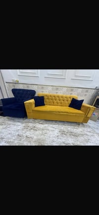 تخم 10 مقاعد مع طبلة وسطية شغّل عراقي  السعر 250 للاستفسار 07702854555