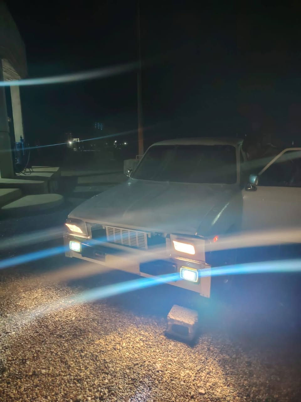 السلام عليكم ورحمة الله وبركاته 

بكم 82 محدده عام محرك كير اكسن شاصي كلهن شرط 
للبيع نقد وترهم بالاجل للاستفسار الاتصال على ***********
