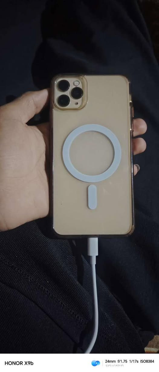 11بروماكس .بطاريه 75 ذاكره 256 مبد شاشه نوعيه زينه .مراوس ب هونر اكس9 ***********رقمي.
