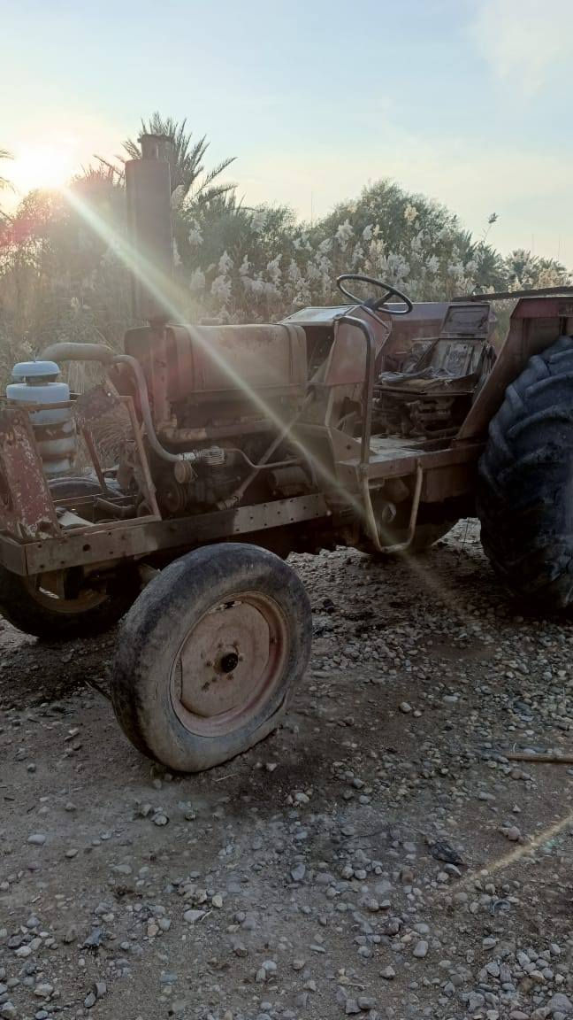 عنتر ٨٠ للبيع محرك بي صوت كير كفاله تايرات نص عمر جهاز رفع تمام المكينه بدون رقم السعر ٣ مليون وبيهه مجال للاستفسار الاتصال على الرقم ***********
