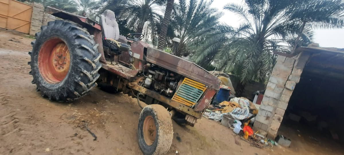 السلام عليكم عنتر واحد وثمانين ٨١ محسن موديل 87ارقام وسنويه بدون تحويل مكينه على وضع ا
 لشركه السعر  5500 مليون رقم الموبايل *********** العنوان ديالى الوجيهيه
