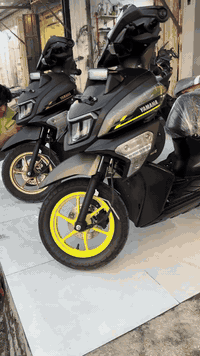 للبيع. ZR. 2024 ماشيه 3000. لدراجه نضيفه كلش مكفوله. للاستفسار. 078389...