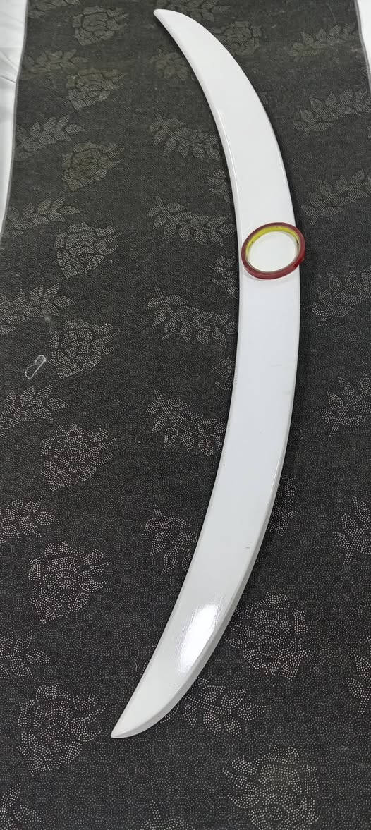 السلام عليكم سبايدر فورتي 2017 عظم عاج جديد غير مستخدم
السعر:25$
مكاني بغداد الكرخ
***********
