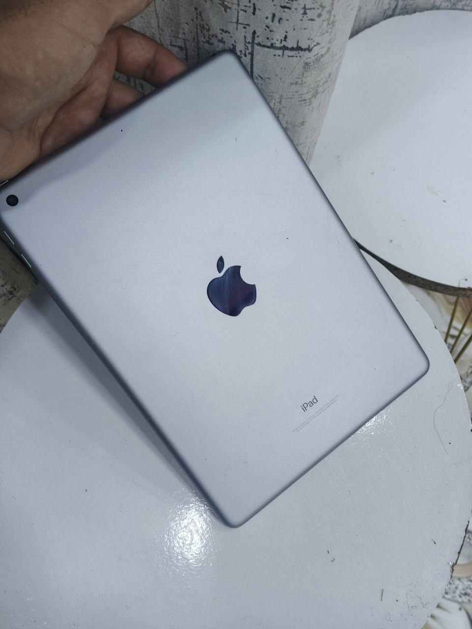 ايفون تاب جيل سادس اي قطعه ممبدله بي كل شغال وشرط ع الفحص تليفون جديد السعر 130 مكاني فه الكورنيش ***********
