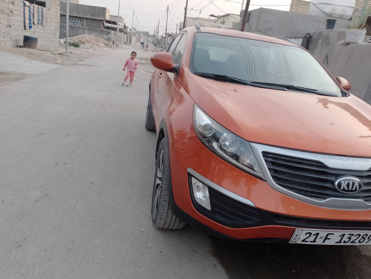 السلام عليكم سياره سبورتج نضيفه موديل ٢٠١٣ سياره حلوه وأحلا من الصور السعر ١٣٣ للأستفسار ***********
