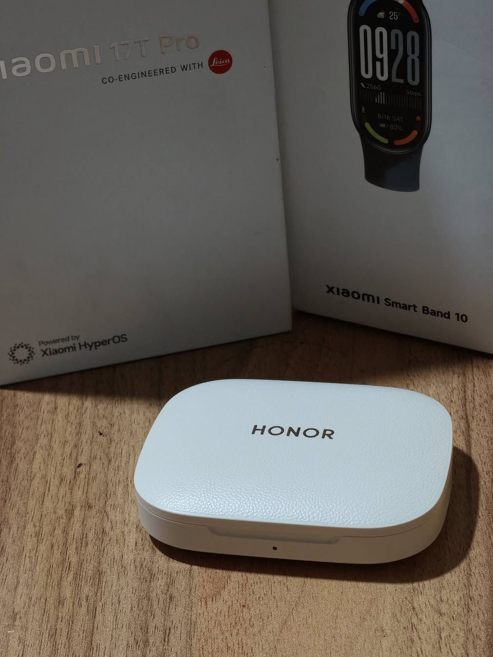 السلام عليكم
سماعة Honor Earbuds Open للبيع
السعر 75 استخدام كلش قليل
بغداد الكسره
***********
