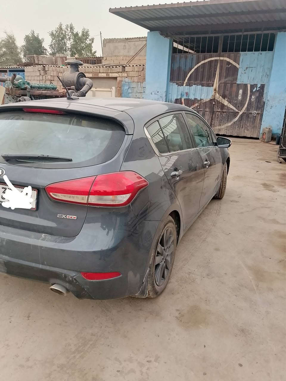 كيا فورتي هاشباك موديل 2015
ماشيه 114 الف ميل لون فيلي
حادثه جاملغ ايمن  ..محرك 2000
فول موااصفات. 1/1 ..رقم بغداد جديد باسمي 
السعر / 112$........   ***********
المكان كربلاء .......
