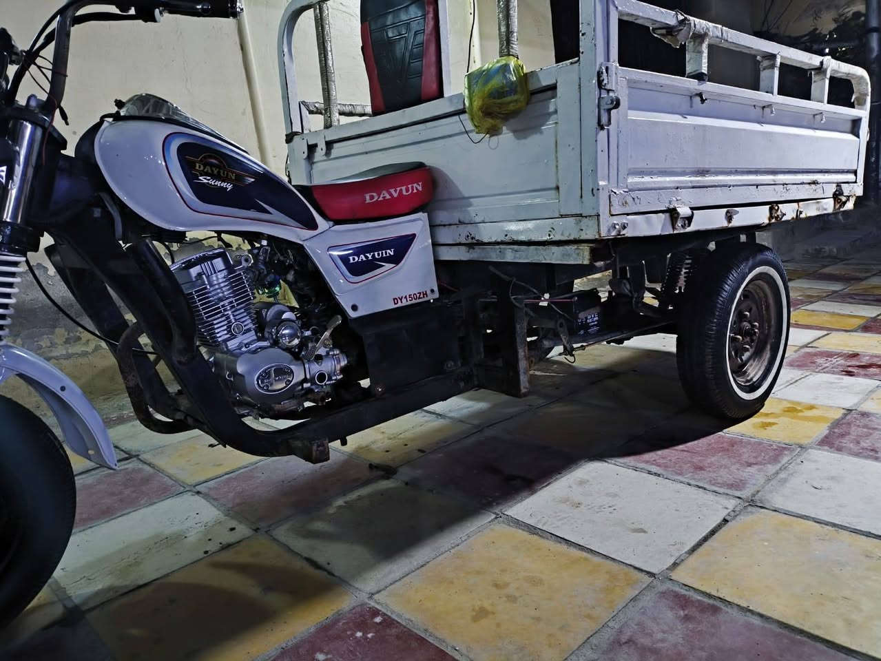 للبيع اوراق شراي بي خير ويدلل بس لبدي عوزه ترتيب ***********
