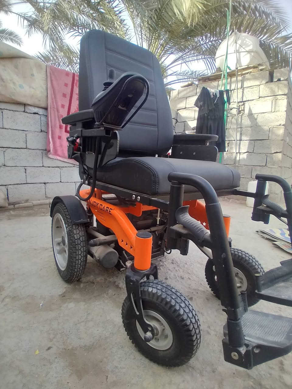 السلام عليكم عربه للمعاقين وكبار السن ام الگير الالكتروني جديده كلش ماماشيه متر للبيع الشراي يتفظل خاص او يتصل على نفس رقم الواتساب*********** وبيكم خير وتدللون
