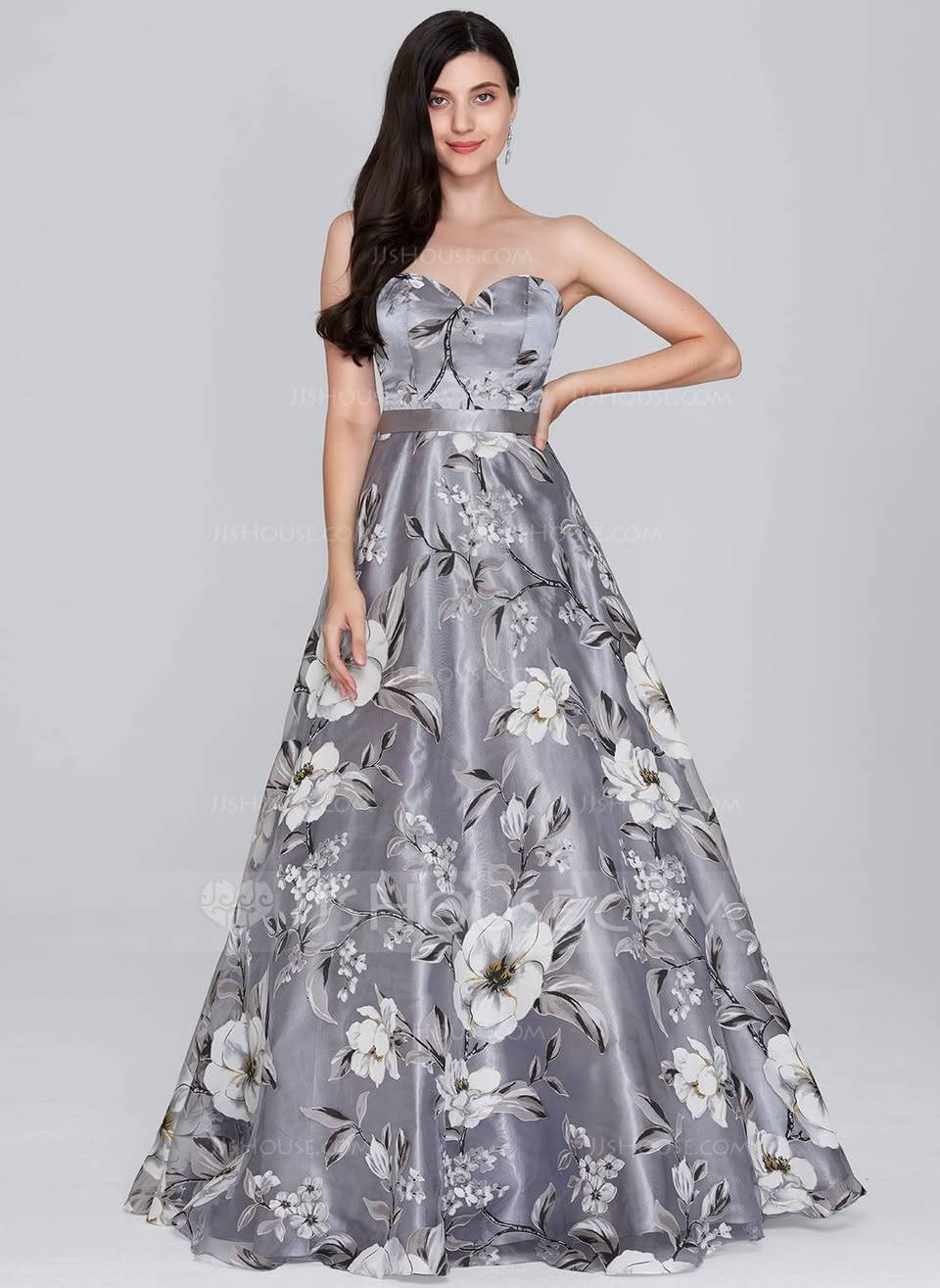 شلعه فساتين مناسبات شي ان  ٢٠ قطعه اريدهن ب ١٢٠ وتوصيل مجاني ومصورة كل القطع اللي تريدهن تتواصل وياية


**إذا كنت صاحب هذا الإعلان وتريد حذفه لأي سبب، رجاءا أرسل رسالة إلى الدعم الفني**