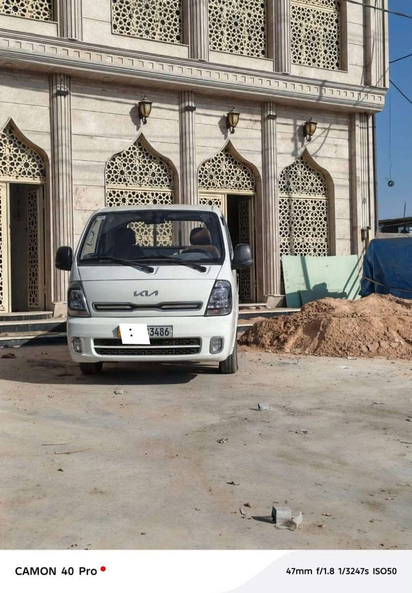 كيه حمل مديل 2022 كير محرك مكفولات
تبريد ثلج حداديه جديده تخم تاير جديد 

بيها بــَس بنيد تبديل باقي لسياره كفاله 

سعرها 135 وبيها مجال بسيط 

الاستفسار ***********
