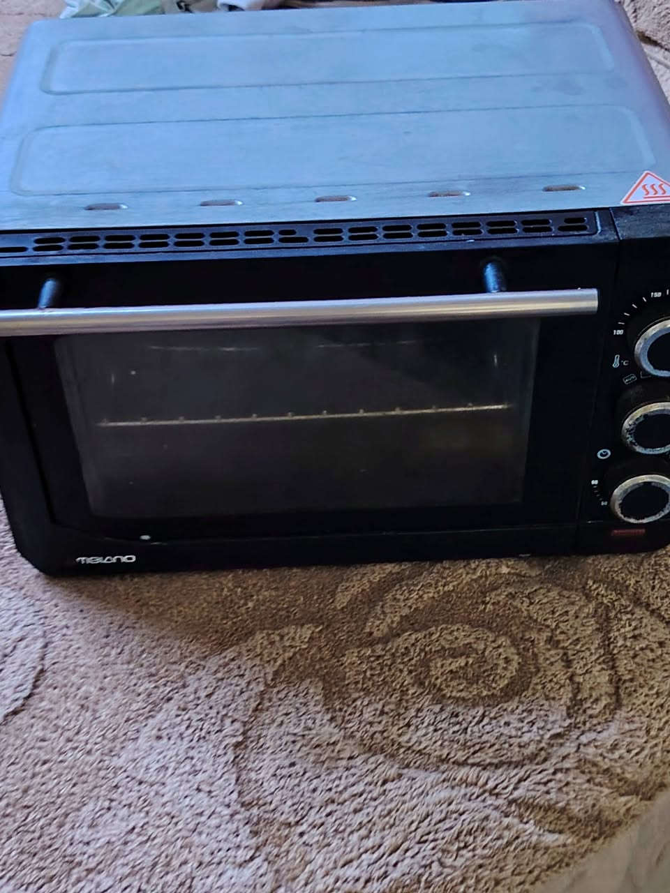 اوفن حجم صغير مستخدم سعر 40الف  وبيه مجال


**إذا كنت صاحب هذا الإعلان وتريد حذفه لأي سبب، رجاءا أرسل رسالة إلى الدعم الفني**