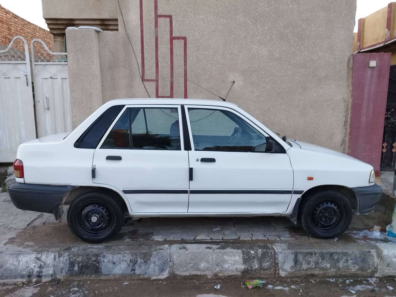 سايبا موديل 2014 للبيع
سيارة نظيفة كله ابلادي الاصلي 
تبريد شغال 
تخم تاير جديد
سيارة دواخلها كلها نظيفة 
سيارة بيه بارد باب السايق
كير ومحرك ابلادي 
السعر45 وبيه مجال
تواصل ع الخاص


**إذا كنت صاحب هذا الإعلان وتريد حذفه لأي سبب، رجاءا أرسل رسالة إلى الدعم الفني**