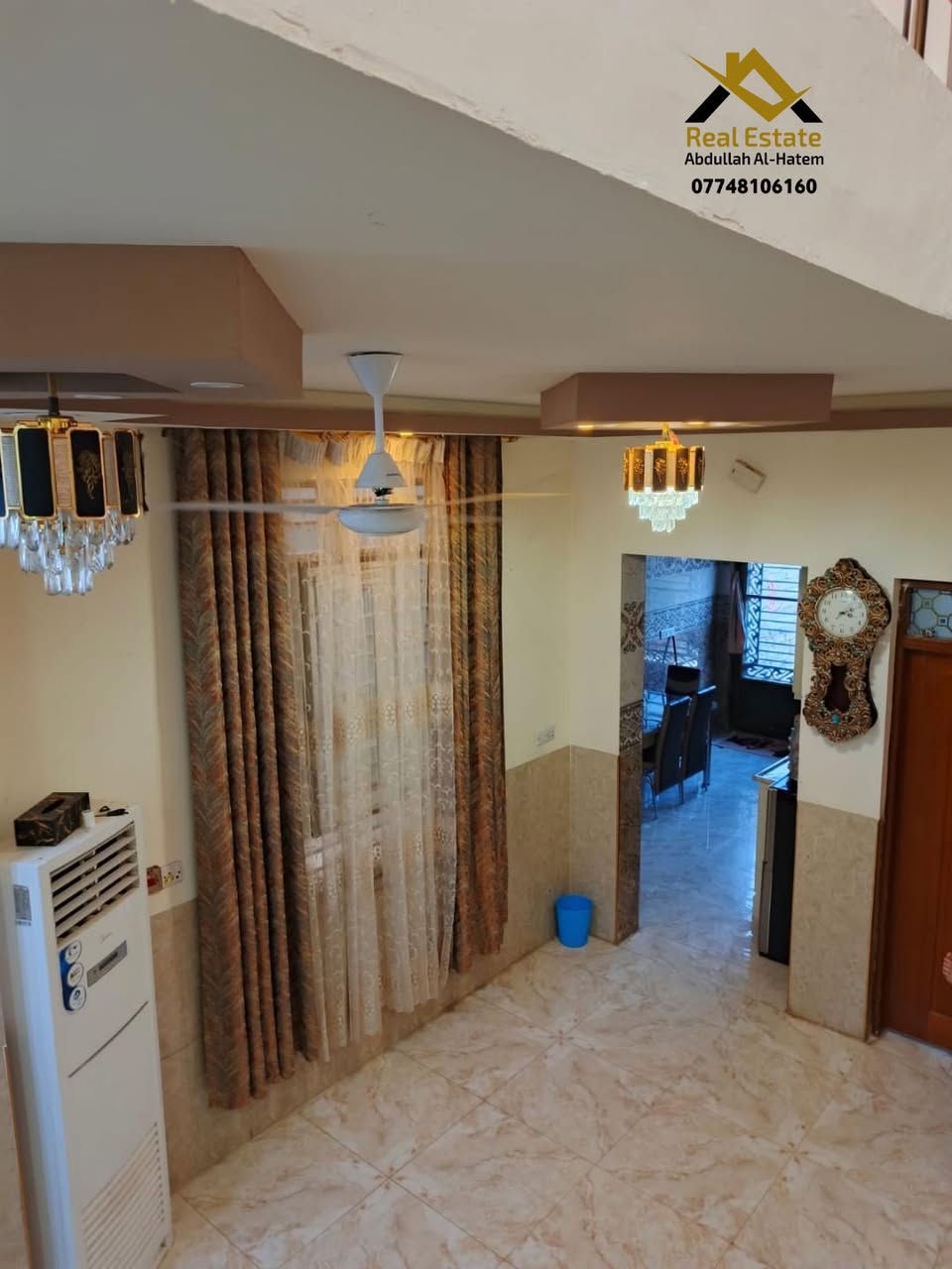 للبيع مشتمل في سامراء حي الجامعة 

المساحة 125متر / 6.25 * 20 

المشتمل طابقين يحتوي على 3 غرف نوم + باقي تفاصيل البناء 

الاستقبال والصالة سحوبات مغربي 

سنة البناء 2020 بناء جناي 

السعر 95 مليون وقابل للتفاوض 

للاتصال 

*********** 

عقارات عبدالله الحاتم
