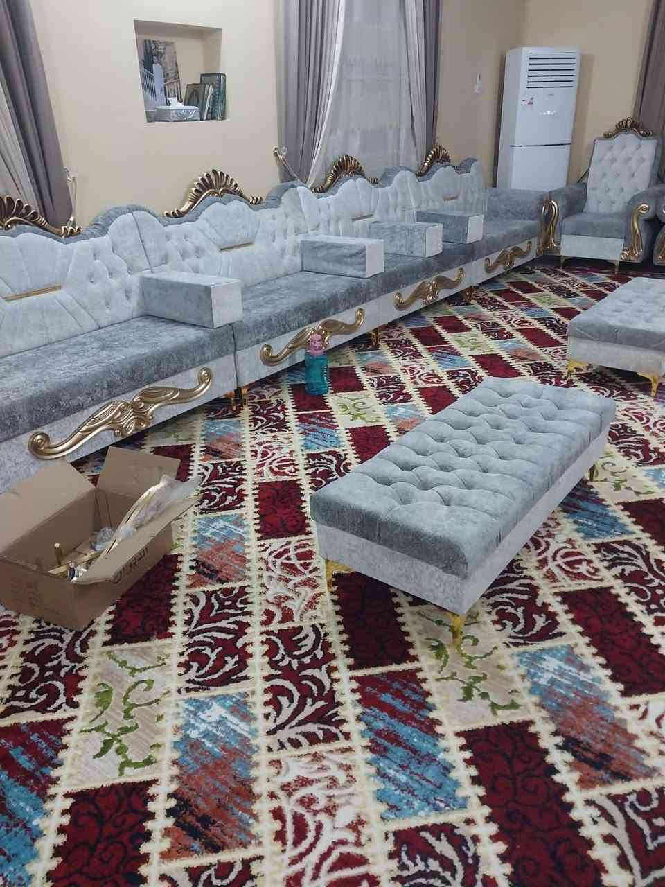 يعلن معمل و معرض دانيال عن تخفيضات عايله متر ديوان ابو تاج به 75الف و بدون تاج به 65الف به اجواد أنواع القماش و خشب بلوك اسواد و اسفنج  به ضمان 5 سنوات ***********
