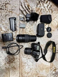 كامرة Nikon d7100 للبيع الغراض موضحة بالصورة ++ جنطة وكارتون الكامرة م...