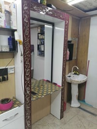 ميز مراية • قطعتين • نظيفات