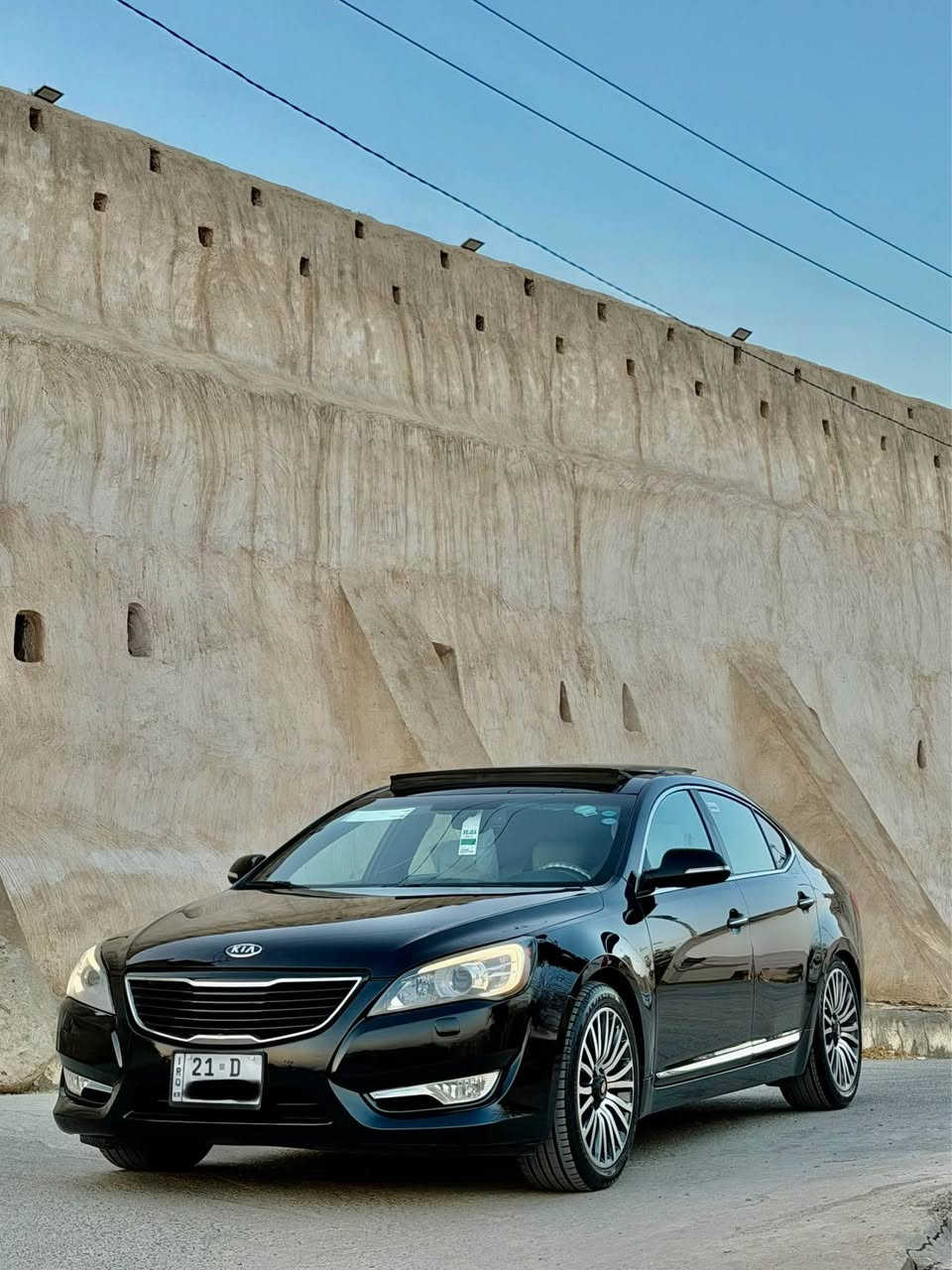 Kia Cadenza  2012 
*********** what’s up 
*********** viber
کیا کادینزا 
مەلەکی 
فول مواسەفات. 
پانۆڕاما 
بەسمە 
پەردە 
ناو سپی. 
 ٤ کوشن گەرم
کوشن خەزن 
تەحەکومی تەزیل و کوشن و گەرمی لە  دواوە 
٤ تایە و ویلی نوی 
گێڕ و مەکینە بەشەرت 
سەنەوی تازەیە 
بی تەقە و ررقە  
یەک دینار مەسرەفی نیە 
نرخ  - ١١٨$ و مەجال  
شوین - کۆیە كويسينجاك, أربيل
