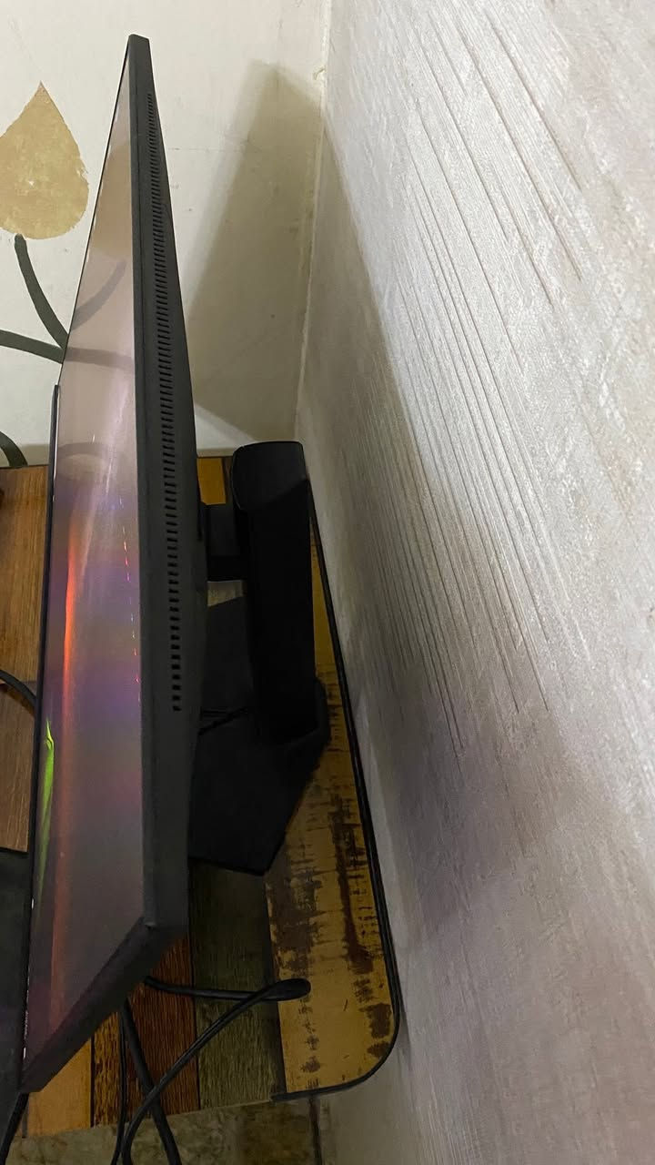 السلام عليكم شاشة msi حجم 24 للبيع
ips 
165hz
1mls
منفذين hd ومنفذ بورسبلاي
اسم الشاشه msi g244f
السعر 145 
مكاني بغداد البلديات وموجود توصيل لكل العراق
***********
