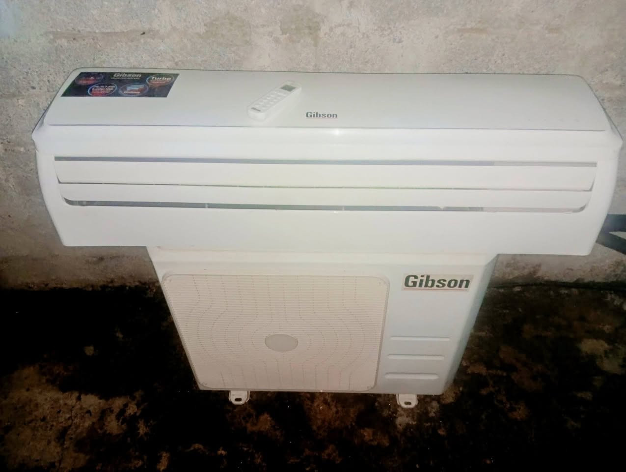 سلام عليكم سبلت نوع جبسون طنين وسدس غاز شركه مقفول
سبلت نضيف لوك تبريد تدفا فول كامل ملحقات 
شركه مابي تصليح شاري اتصل او رسل عل خاص
***********
