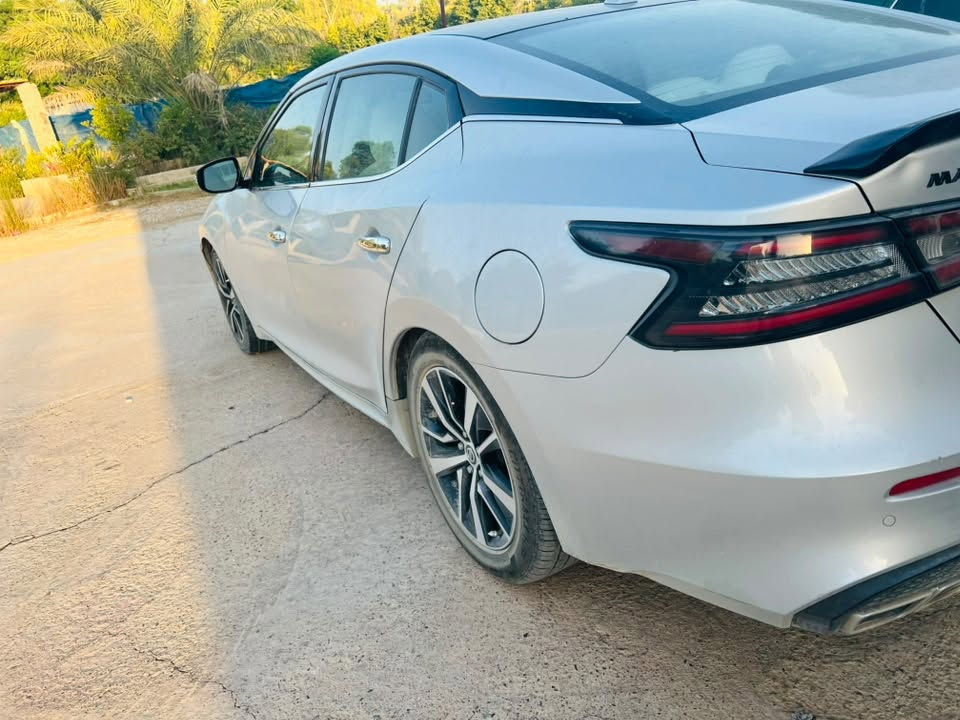🚗 للبيع: نيسان ماكسيما ٢٠٢٢ SV 🚗
السيارة نظيفة جداً، وهذا مواصفاتها:

🔹 الموديل: ٢٠٢٢

🔹 الفئة: SV

🔹 الممشى: ١٤٨ ألف كم

رقم السليمانية

 صبغ نص باب جهة السائق.

 الدعامية البلادية موجودة ومحفوظة، وهي نظيفة جداً.

 المحرك والكير: بشرط الفحص.

السيارة حيل مرتبة ونظيفة وتستاهل.

📞 للتواصل والاستفسار، يرجى الاتصال على الرقم:

📱 ***********

السعر:- 155$ قفل
