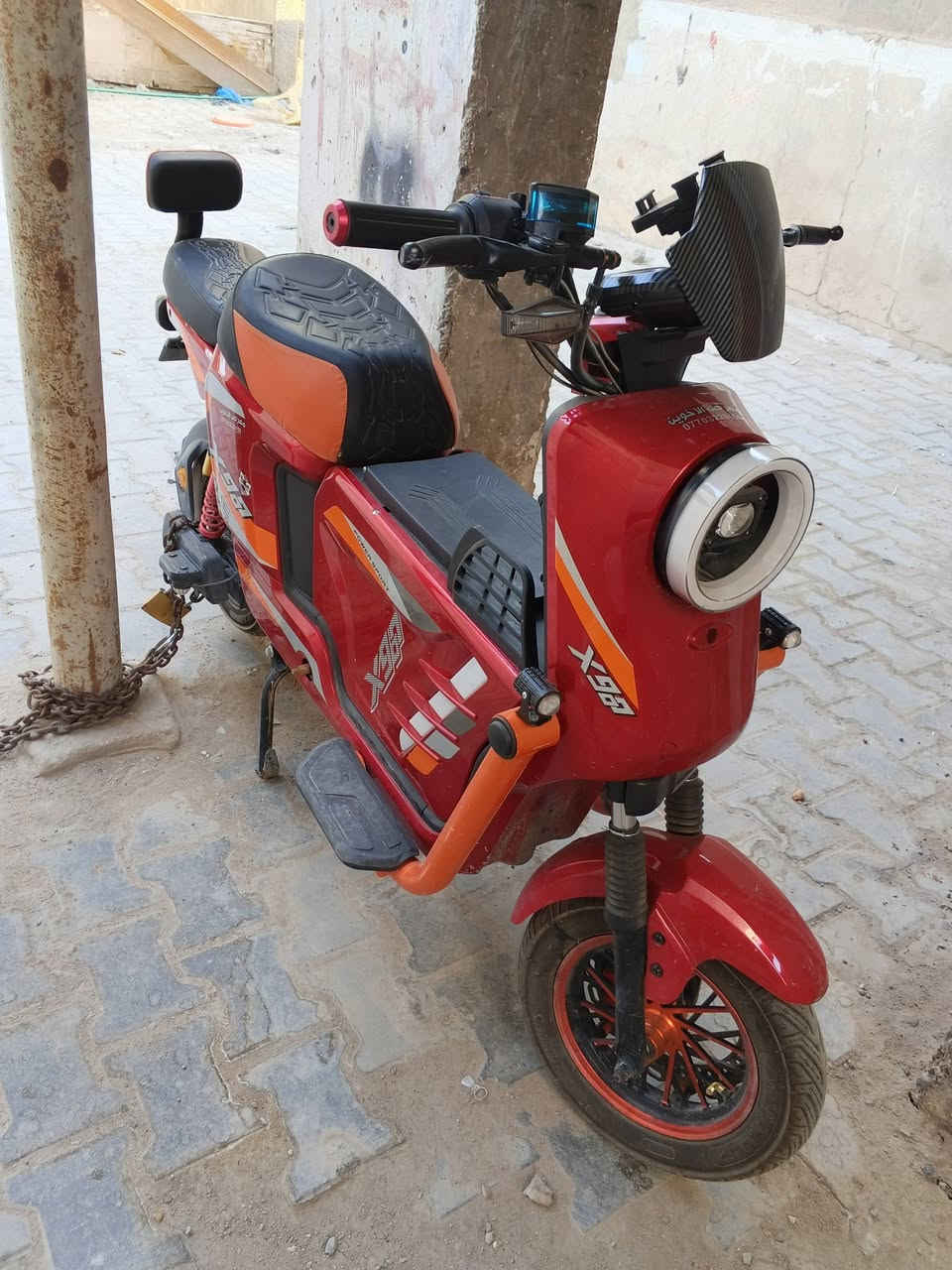 دراجه شحن للبيع x900 مديل 2026 جديده بعدهي بل جيس قبل شهرين من شتريتهة ويهة غراض بل كارتون موجودات بل جيس بعدهن مرايات وكفات للاستفسار *********** وتساب
