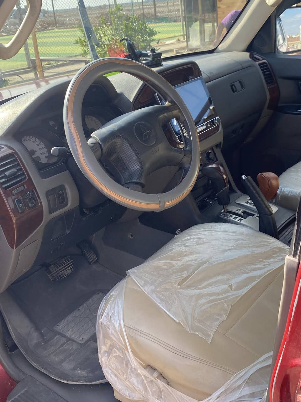 باجيرو 2007 للبيع مكينه 3800 بلادي رقم إنكليزي باسمي تحويل مباشر استفسار خاص أو اتصال
***********
