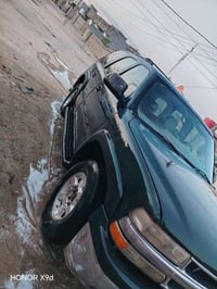 سياره تاهو ٢٠٠٢ كفاله من ضربه وبيهه مكينه بيه ضعف رقم بغداد ومداور ثان...