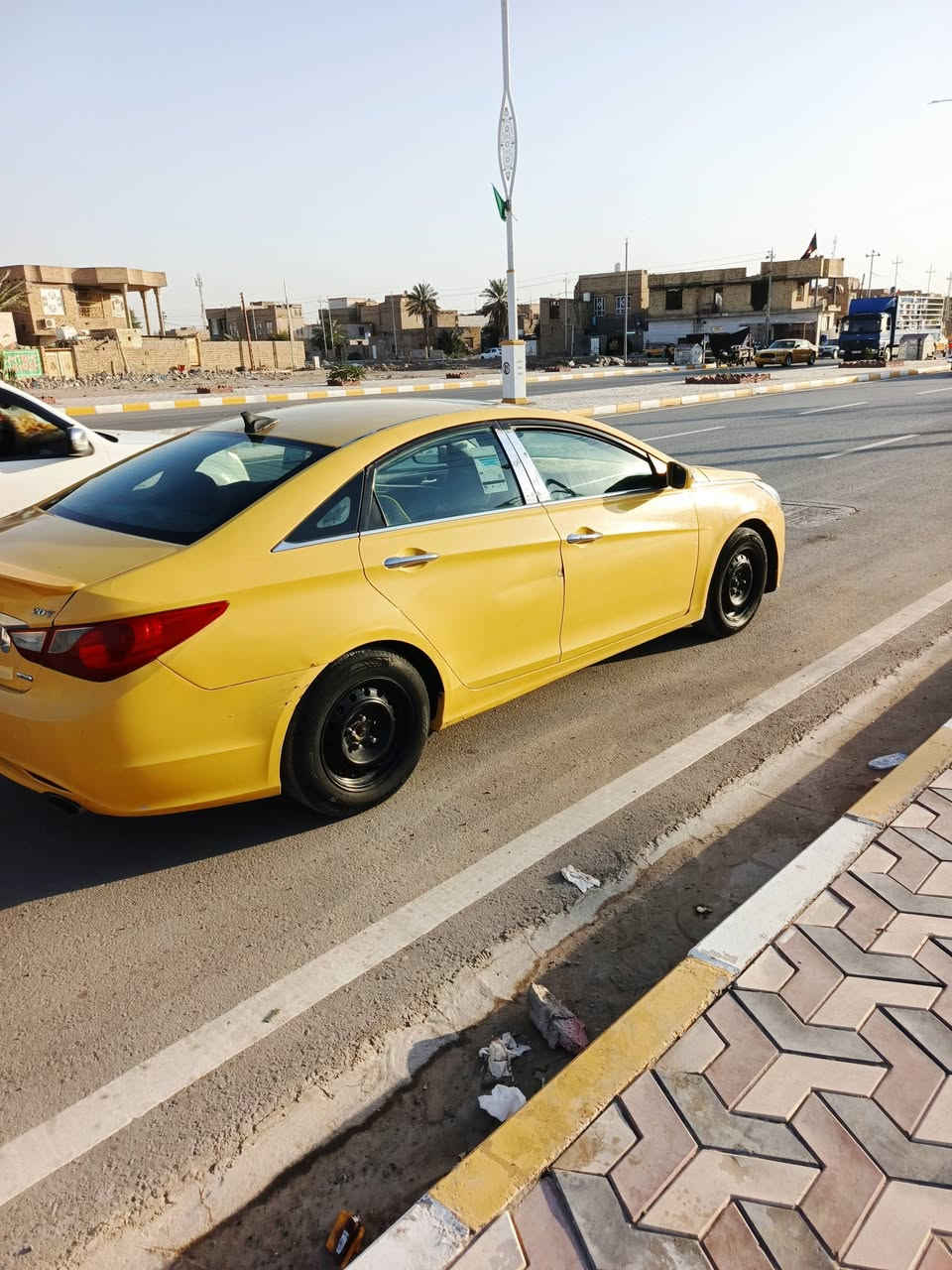 السلام عليكم سوناته موديل 11 للبيع وارد امريكي فول مواصفات جاهزه مكينه وكير جدد توهن مشدودات حداديه جديدة تايرات جدد / نقص السياره ضعف بالكمبرسر / عته بالبدايه وتروح باالمعدل خير من الله مكان السياره شطره فحص السياره مرفق مع الصور وصل الكير ايضا مرفق والسلام عليكم السعر اتصل على رقم *********** بيه واتساب
