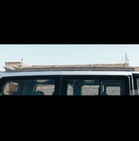 سياره • نضيفه • الغراف