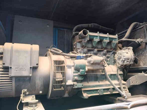 مولدات للبيع في بغداد
السلام عليكم يوجد لدينا كمية للمولدات متنوعة الاحجام 20 كيفي و30 كيفي و40 كيفي العدد تقريبا 370 السعر للقطعة الواحده 18 ورقة وبية مجال اذا انتة شراي يعني شيء على شيء تاخد مجموعة متنوعه وعدد معين  المكان كراجات الضلال للاستفسار الاتصال الرقم ***********
