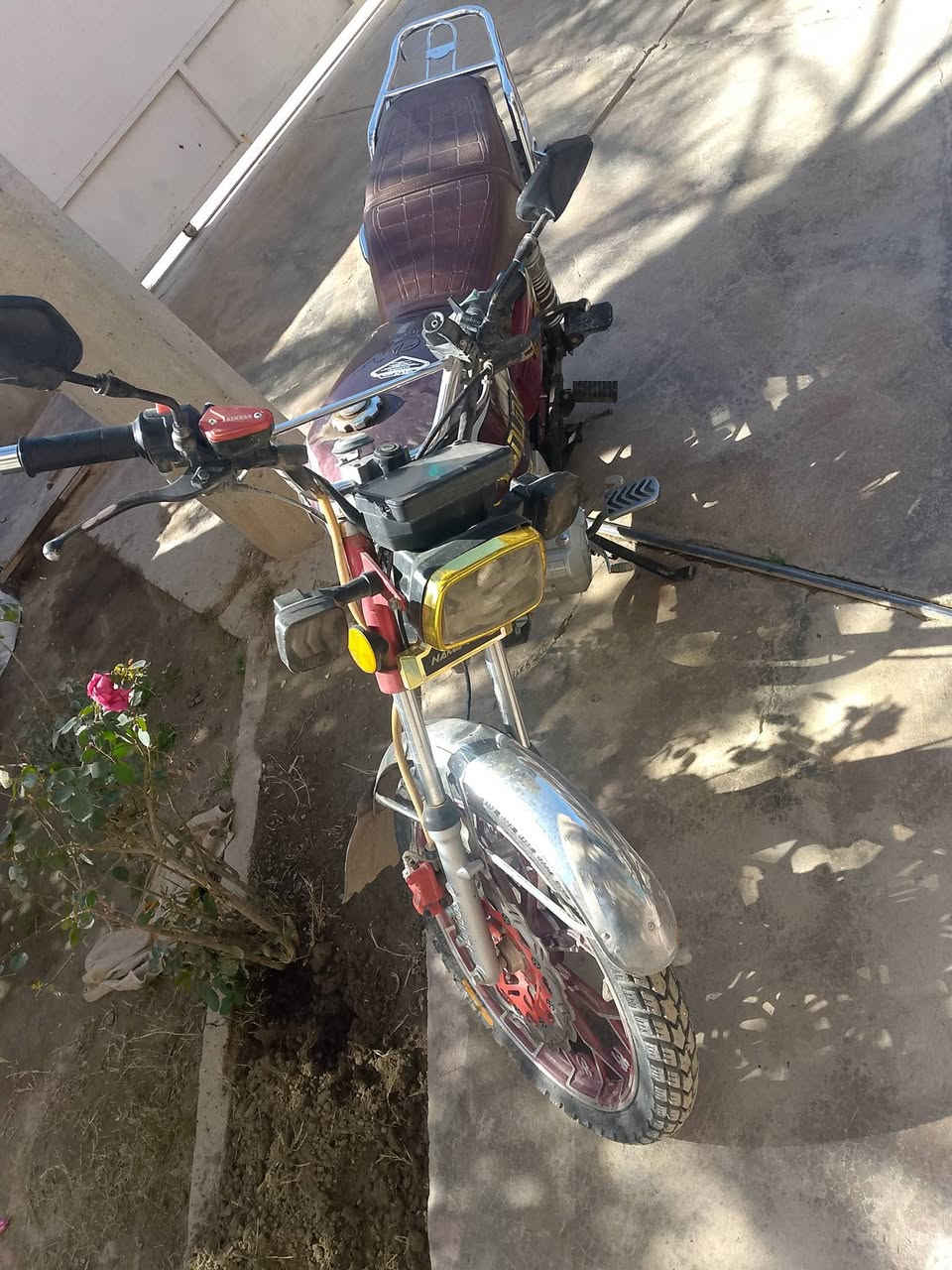 السلام عليكم الدراجه خير من الله للبيع او مراوس بايراني 2023  او 2024
علما الدراجه بيه منفيس  مراسلة خاص او الاتصال على
***********
