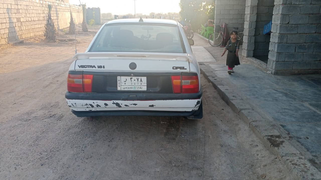 اؤبل فكترا حجم 16 رقم بغداد سياره بلاديه بس الهلال الخلفيات والباقي كله بلادي كير ومحرك كفاله *********** بي وتساب

