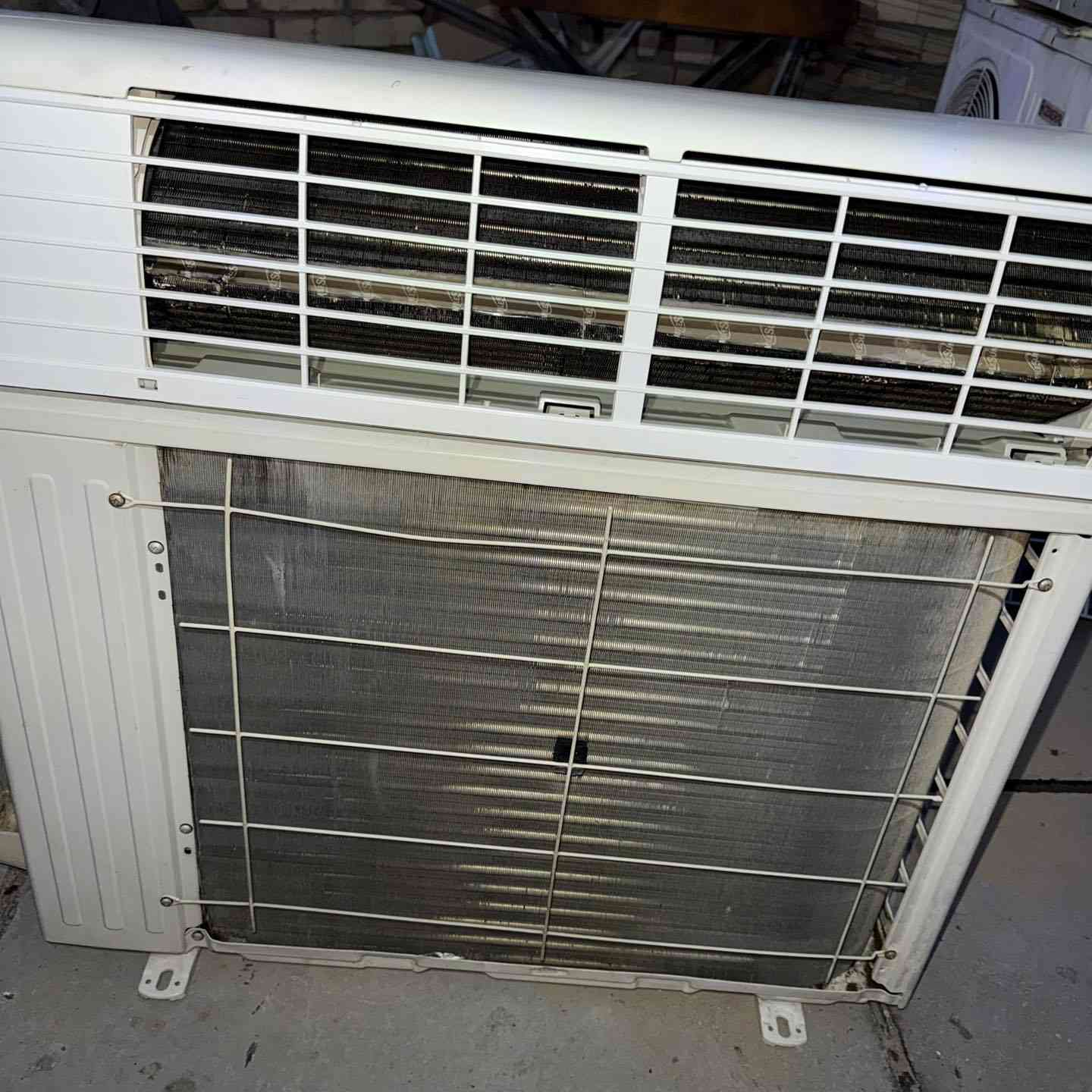 متوفر سبلت توسوت مستعمل 
•١طن
•غاز ٢٢
•كامل ملحقات 
•تدفئة / تبريد 
•نظافة ٩٥٪؜
• السعر ٢٧٥ الف شامل التنصيب 
•ضمان ١٤ يوم
العنوان: بغداد - الشعب
***********
