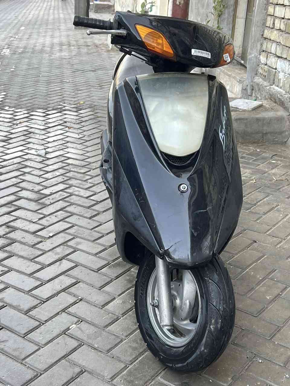 دراجة بريز ياباني 140  نضيفه مثل ماواضحه بلصوره نقصه فقط كابريتر بي خمده دراجه نكره سلف سعر 350 مكاني مدينة ***********
