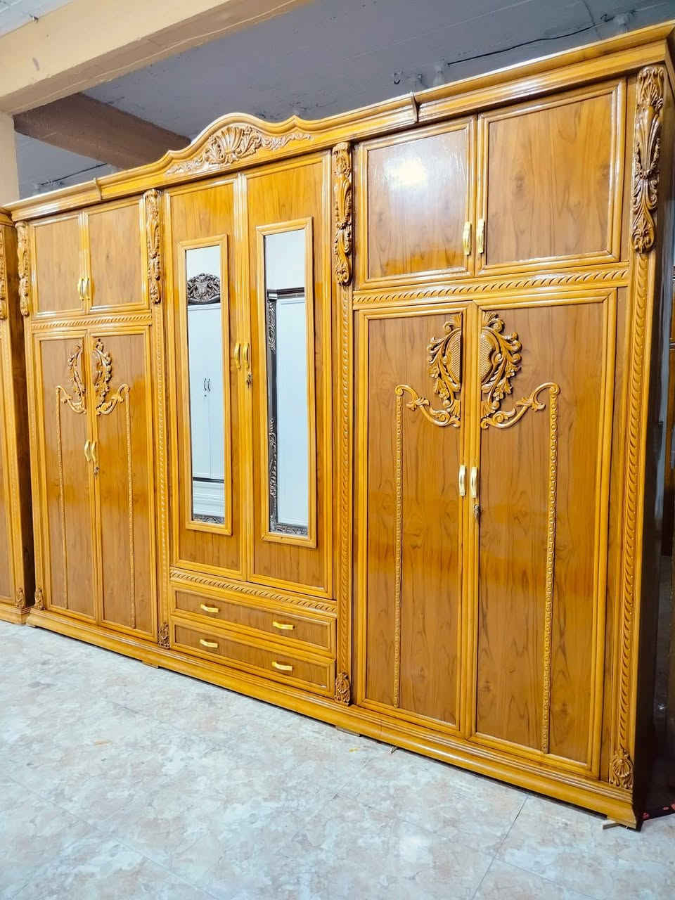 السلام عليكم غرفه مستخدمه عنوان واسط العزيزيه شارع التربيه يوجد واتساب ***********
