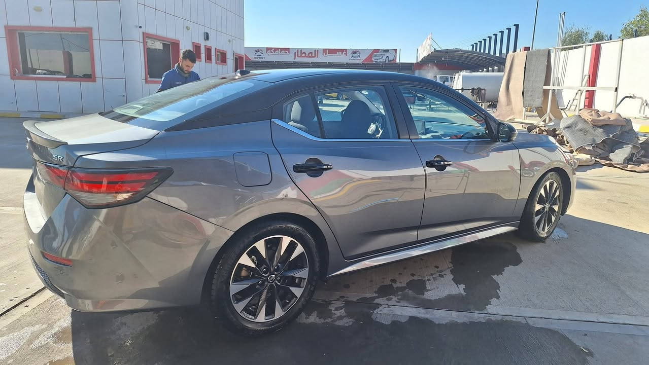 سلام عليكم
Sentra 23 sr
مكانها كركوك وبيها بطاقة بنزين 
ماشية 21 الف كم
صورة فحص موجودة
سعرها 166
للتواصل ***********
