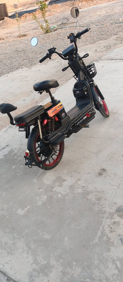 دراجة شحن للبيع جديده بالباكيت البطاريات قبل ثلتشهر امبدلهن اوبيه5بطاريات السعر 350اوبيه مجال قليل كربلاء الاستفسر ***********

