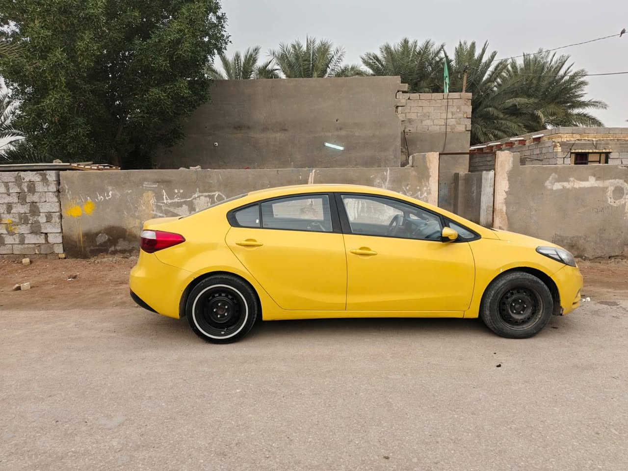 سيراتو موديل 2014
الضرر  ، جاملغ امامي ايمن  بدون دواخل  
رقم المثنى بسمي  رقم انگليزي تحويل ثاني يوم شرط 
مكينه 1600  جيد
كير جيد
تبريد جيد
حداديه 50٪100
تخم تاير جديد

السعر 108وبيه مجال 
السماوه الوركاء 
الاستفسار التصال او مراسله وتساب 

***********
