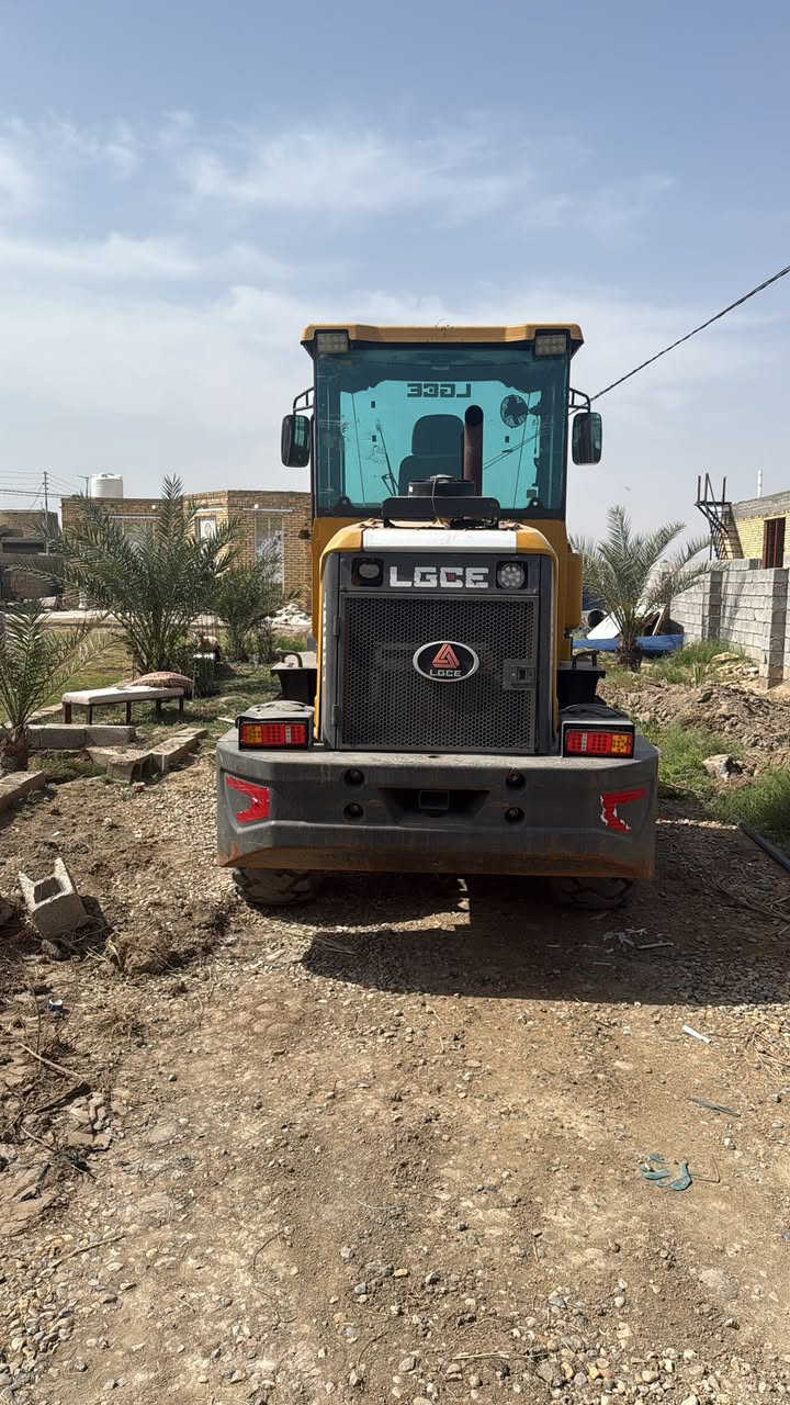 شفل صيني حجم 918  مشتغل850 ساعه موديل2021 الشفل منفيست المكان ذي قار قضاء الدوايه السعر  160 الشفل وضع الشركه من كل النواحي للاستفسار ***********
