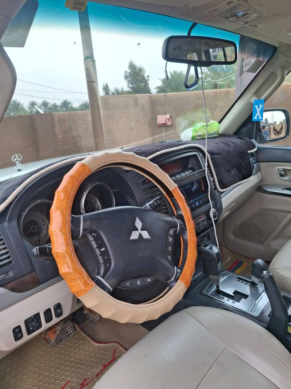 باجير ١٤حبتور فول مواصفات لسياره جاهزه مابيهه اي نقص صدرجديد تخم تايرجديد رقم بغدادتحويل مباشر لسياره مكفوله كفاله عامه مكينه ٣وخمسميه لمرغب كيرمكفول . سعر175. او مراوس برام او تاهو ***********
